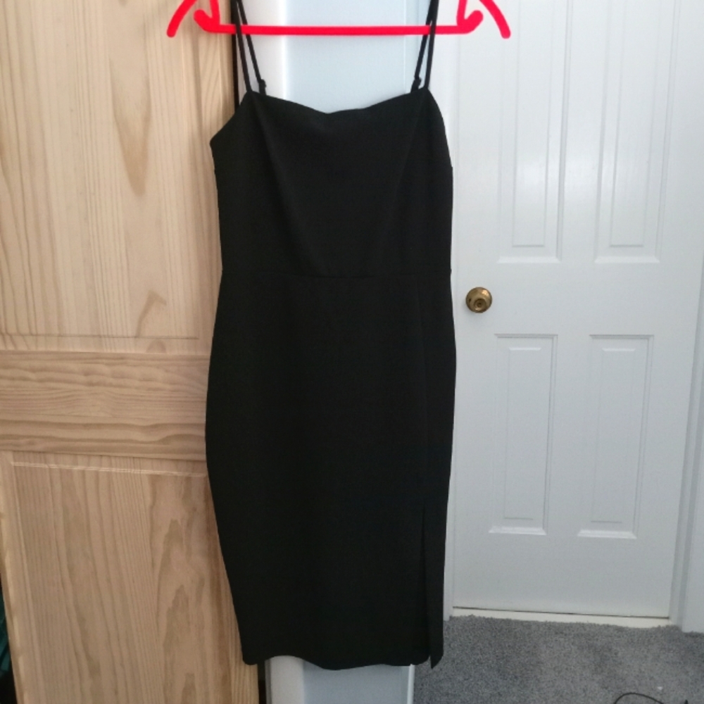 Express Sleeveless Black Dress (size 6)